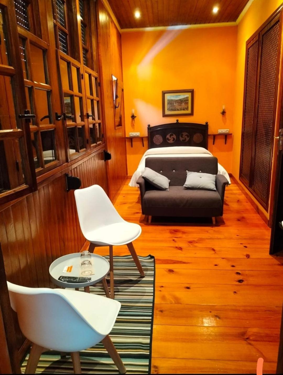 Agroturismo La Casona De Belmonte Ovinana  Kültér fotó